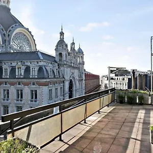 https://luxe-penthouse-rooftop-terrace-spectacular-view.hotelsghent.com